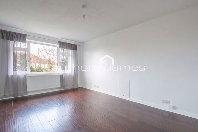 2 bedroom maisonette for sale