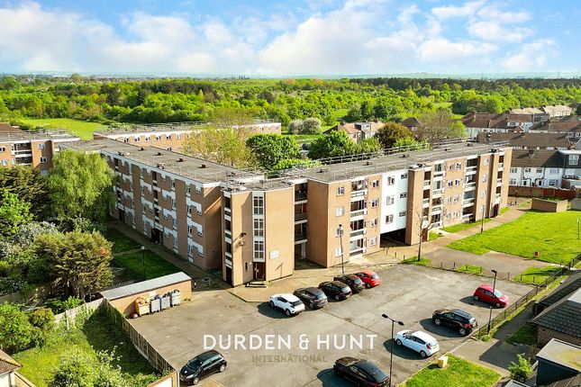 Avelon Road, Rainham, RM13 1 bed apartment for sale
