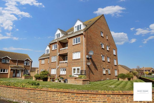 Royal Sovereign View, Eastbourne BN23 1 bed flat for sale
