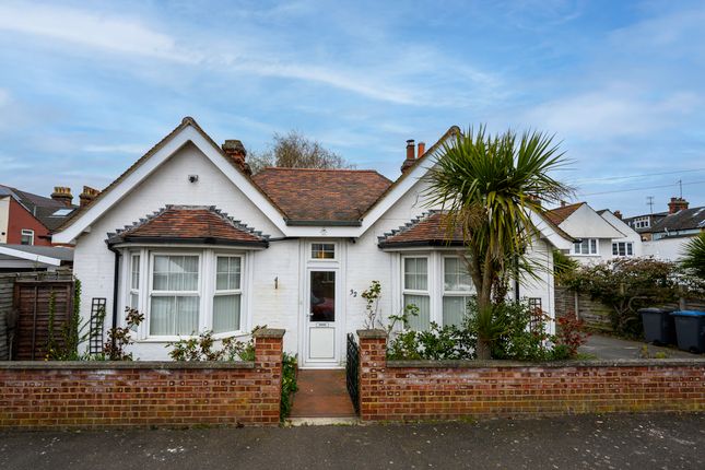 2 bed detached bungalow