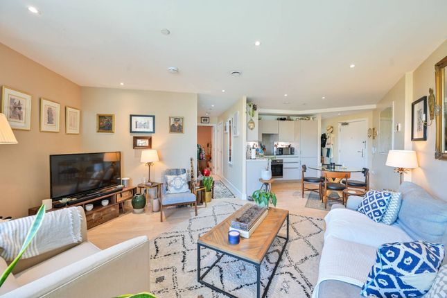 2 bed flat