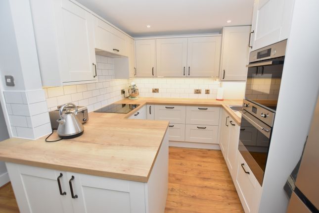 3 bed semi-detached house