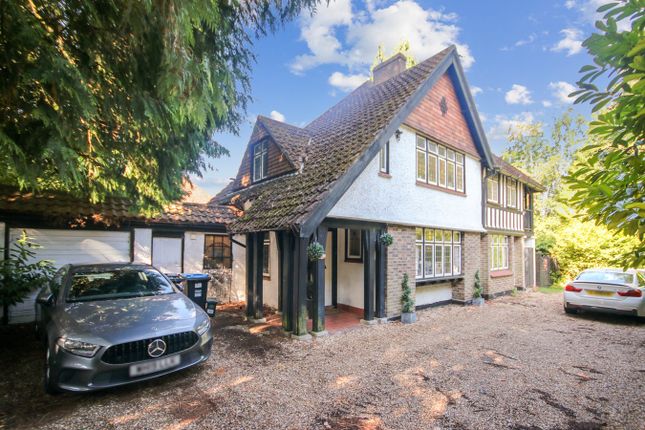 4 bed detached house
