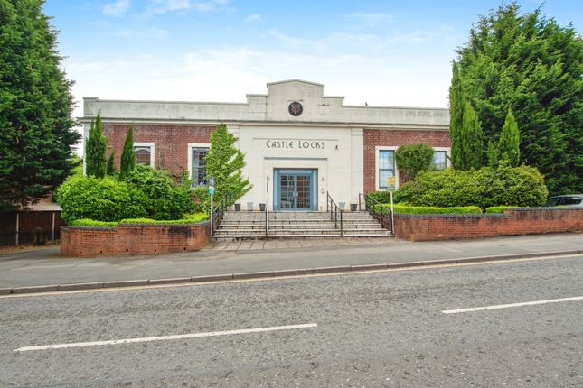 2 bedroom flat for sale
