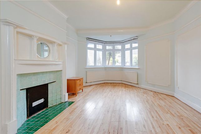 Staverton Road, Willesden Green... 3 bed flat for sale