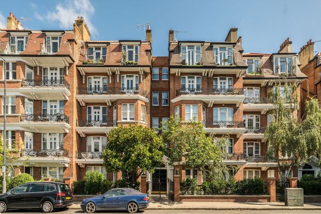 Ashburnham Road, London SW10 3 bed flat for sale