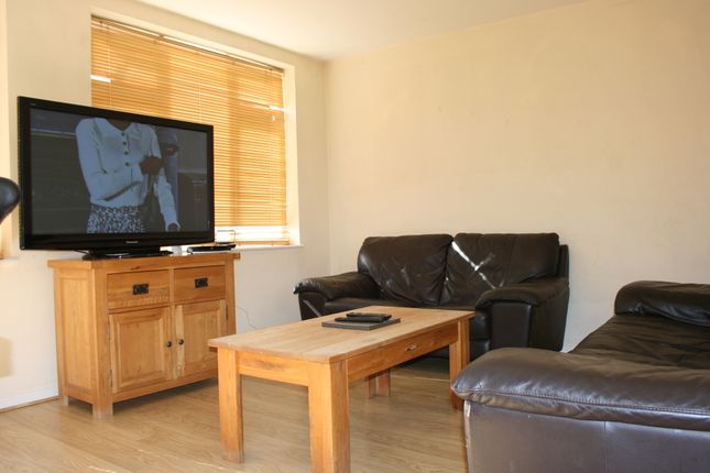 3 bed maisonette