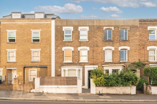 2 bed flat
