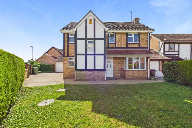 5 bed detached house