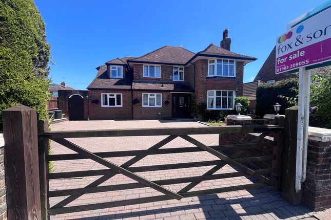 6 bedroom detached house for sale