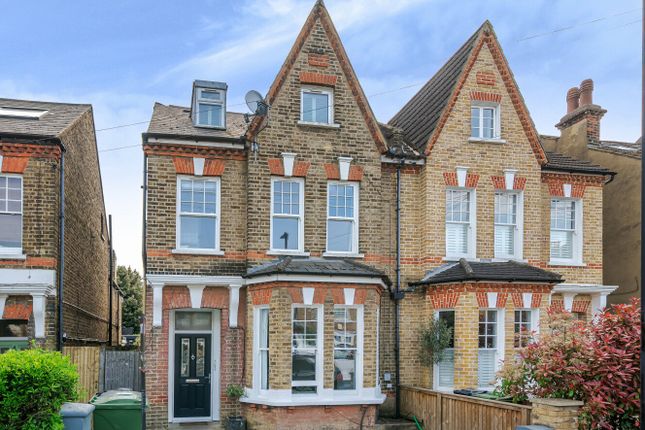 Tritton Road, West Dulwich, London, SE21 2 bed flat for sale