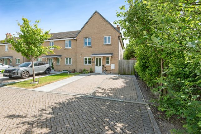 3 bed semi-detached house