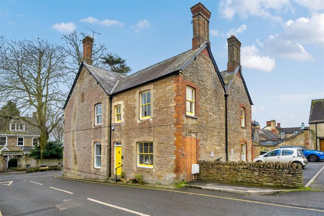 2 bed semi-detached house