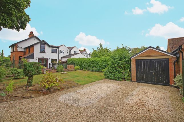 3 bed detached house
