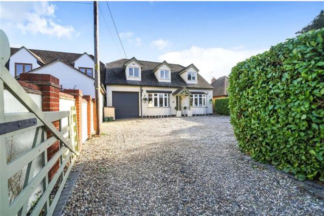 5 bed detached house