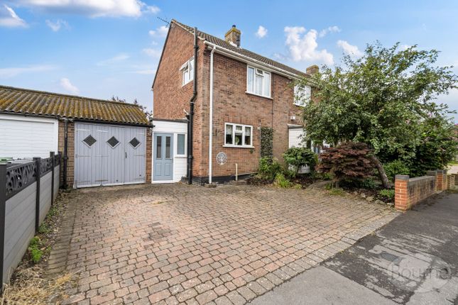 Grange Close, Guildford, Surrey, GU2 3 bed semi
