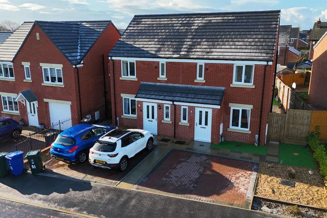 Brick Kiln Way, Hesketh Bank, Preston 3 bed semi