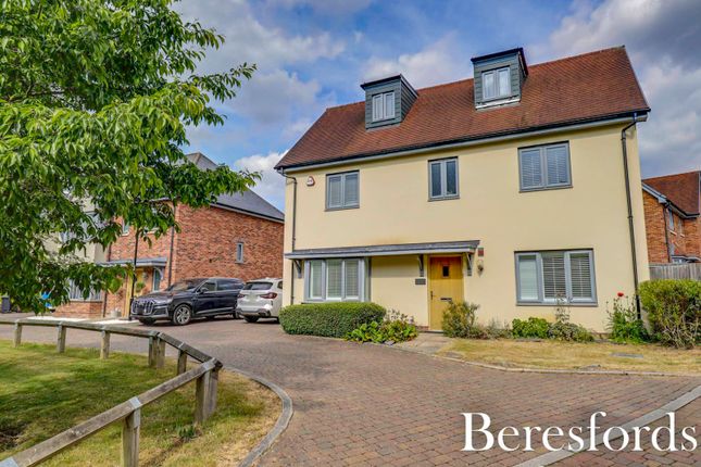 Magnolia Crescent, Great Warley, CM13 5 bed detached house for sale