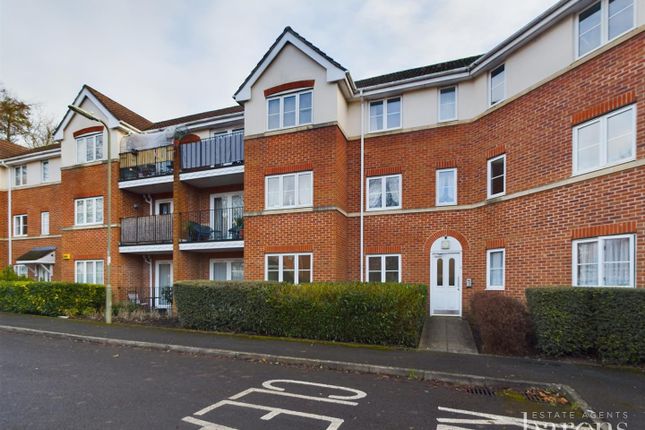 Basingfield Close, Basingstoke RG24 2 bed flat for sale