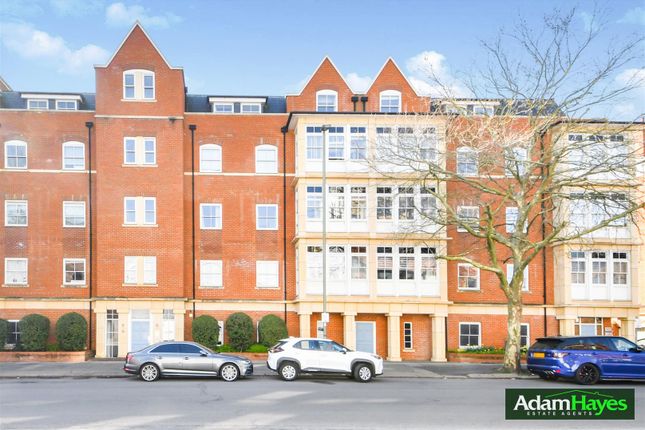 High Road, London N12 2 bed apartment for sale