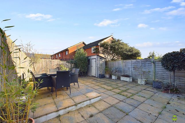 Parish Gate Drive, Sidcup, Kent, DA15 1 bed ground floor maisonette for sale