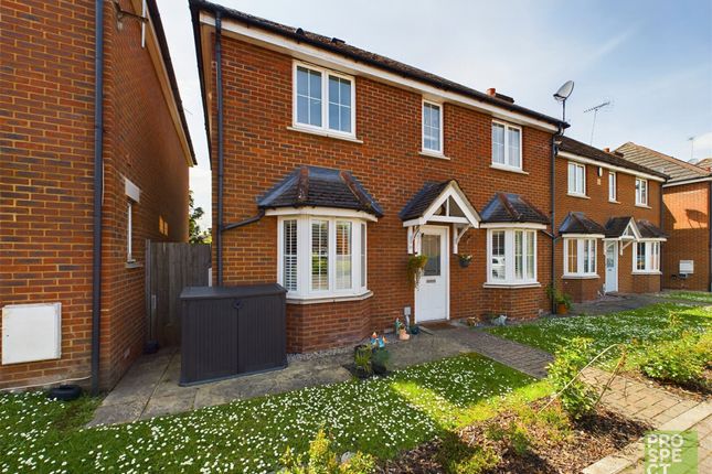 Barley Gardens, Winnersh, Wokingham... 4 bed detached house for sale