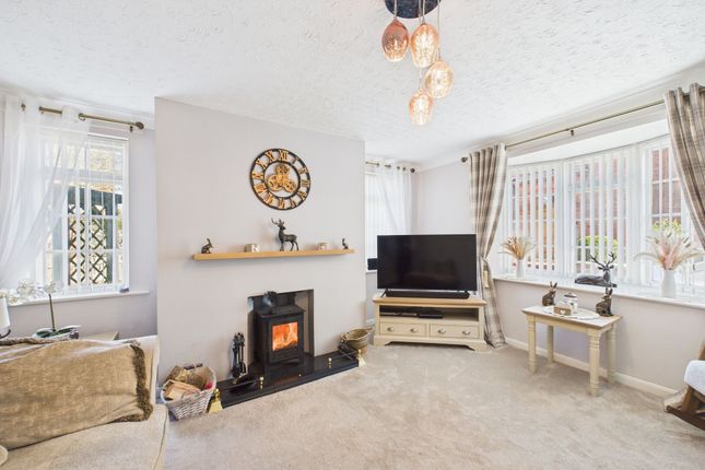Old Bury Road, Thetford, IP24 3 bed semi