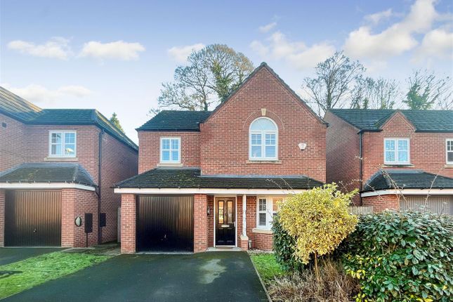 4 bed detached house