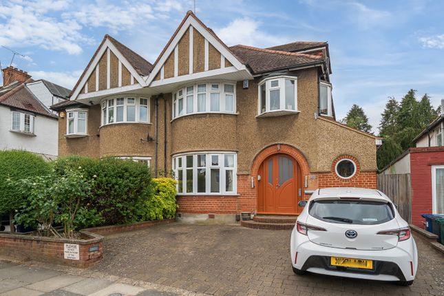 6 bedroom semi-detached house for sale