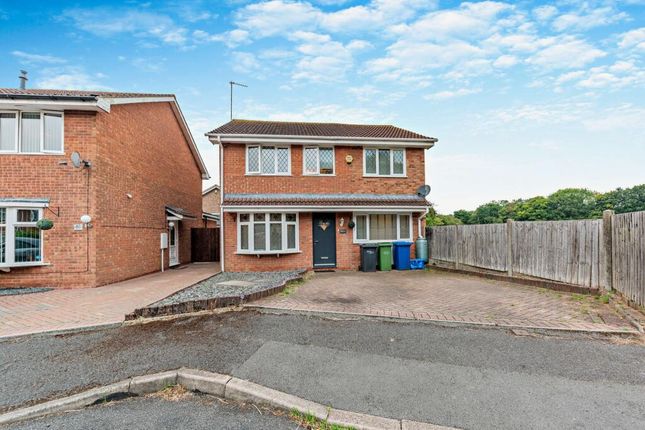 4 bed detached house