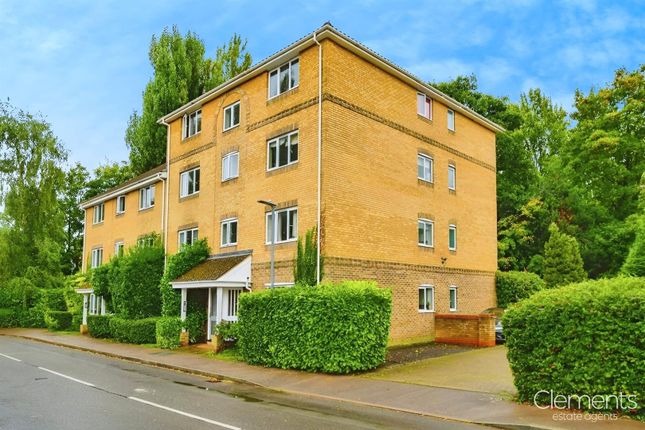 Kingfisher Drive, Hemel Hempstead HP3 2 bed flat for sale