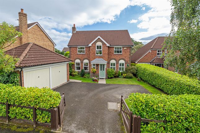Stonehill Close, Appleton... 4 bed detached house for sale