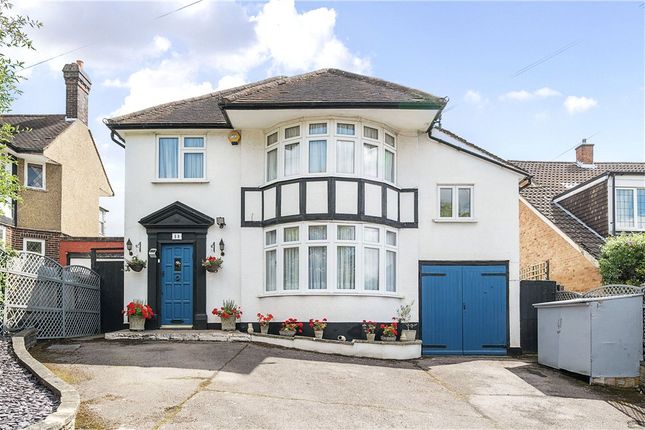 5 bed detached house