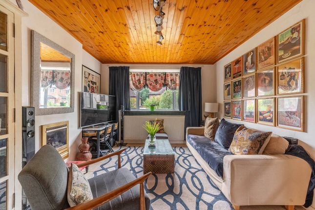 Norman Crescent, Pinner, HA5 4 bed house for sale