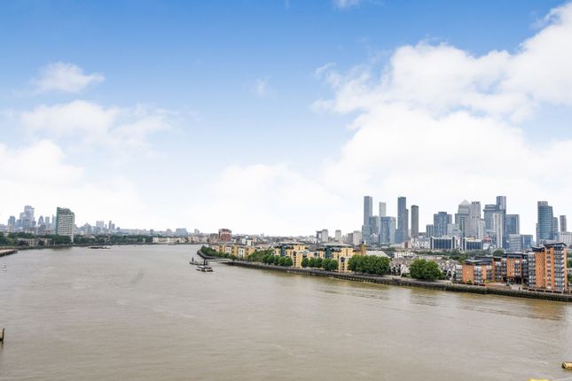Dowells Street, London SE10 3 bed flat for sale