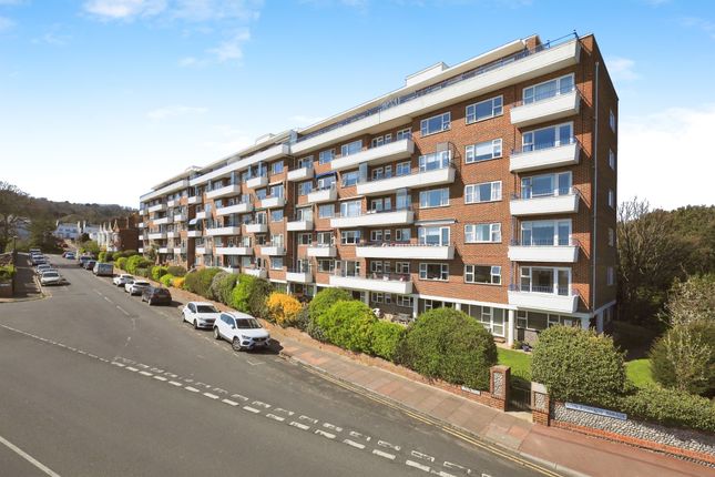 3 bed flat