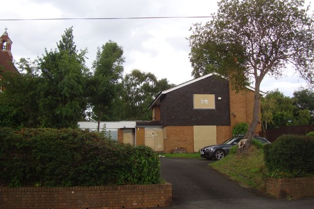 4 bed detached house