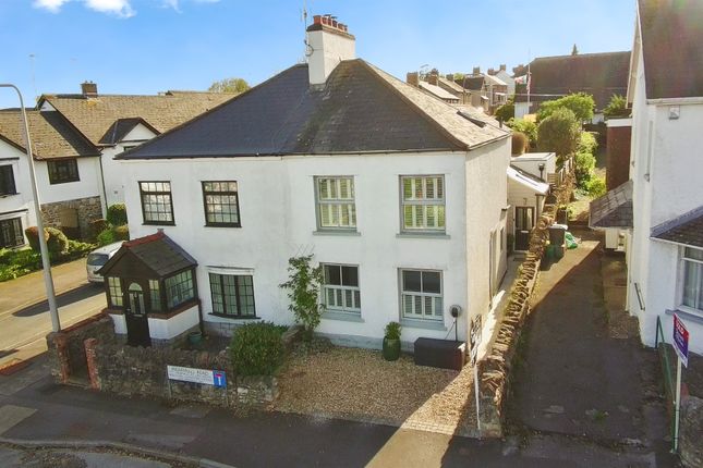 3 bed semi-detached house