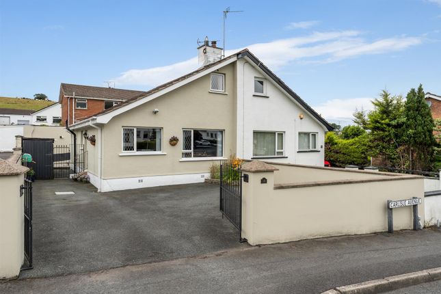 3 bed semi-detached house