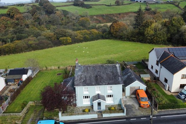 Llanybydder, ., SA40 3 bed detached house for sale