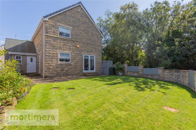 Bracken Hey, Clitheroe, Lancashire, BB7 4 bed detached house for sale