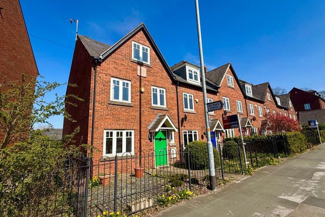 4 bedroom town house for sale