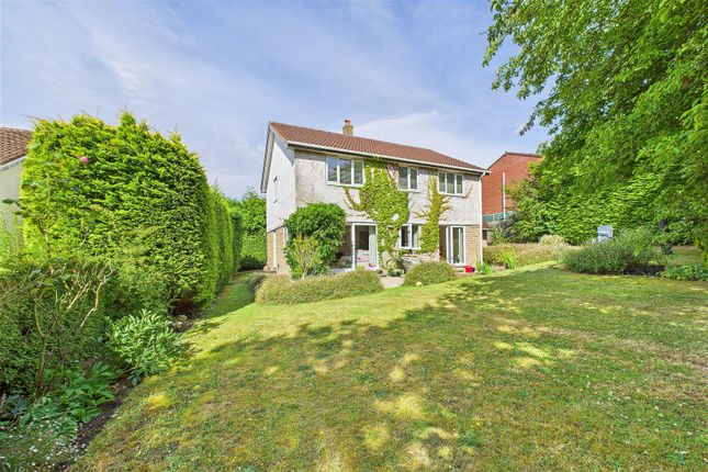 Modern detached home in Tickenham 5 bed detached house for sale