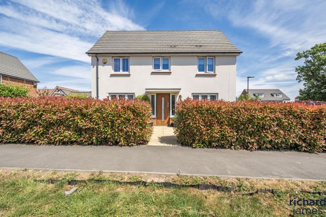 Homington Avenue, Coate, Swindon, SN3 3 bed detached house for sale