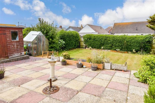 2 bed detached bungalow