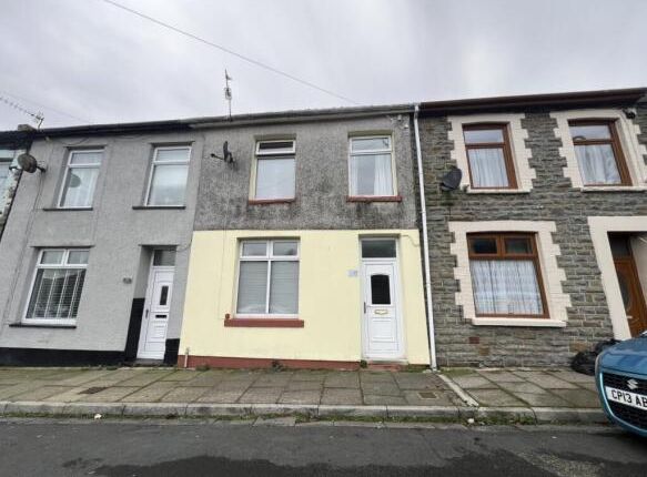 3 bed terraced house
