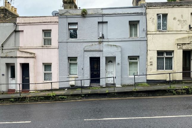 2 bed end terrace house