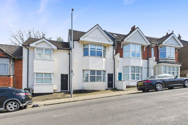 Millers Road, Brighton, BN1 5NQ 2 bed flat for sale
