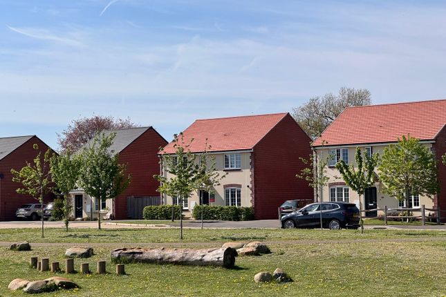 Ballingers, Shrivenham, SN6 4 bed detached house for sale