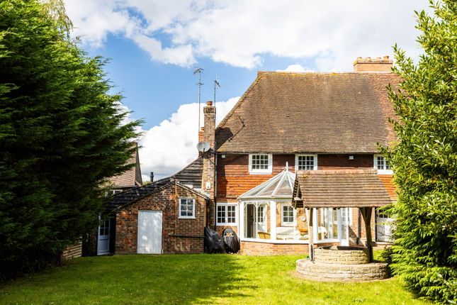 4 bedroom semi-detached house for sale